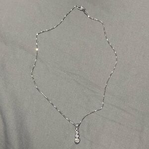 Beautiful necklace *used once*